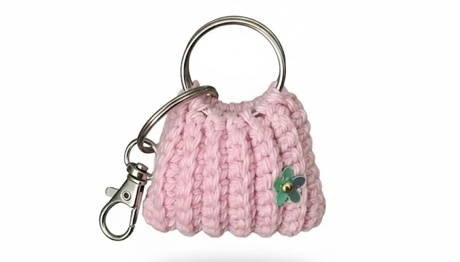 Keyring small crochet bag, very elegant accessory