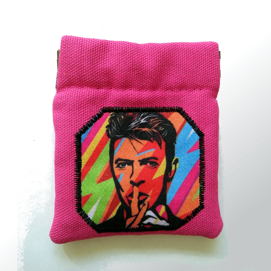 Small earbud pouch or coin purse featuring musical legend, POSTAGE INCLUDED