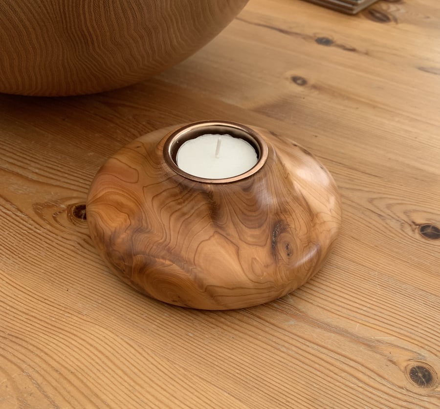 Yew Tea light