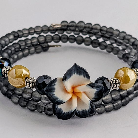 Black and yellow Fimo flower wrap bracelet - 2001444