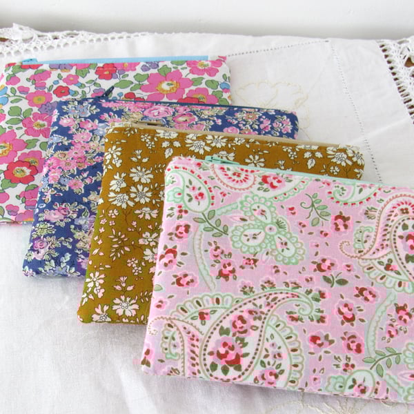 Small Liberty Make Up Bag, Padded Coin Purse, Zipper Purse