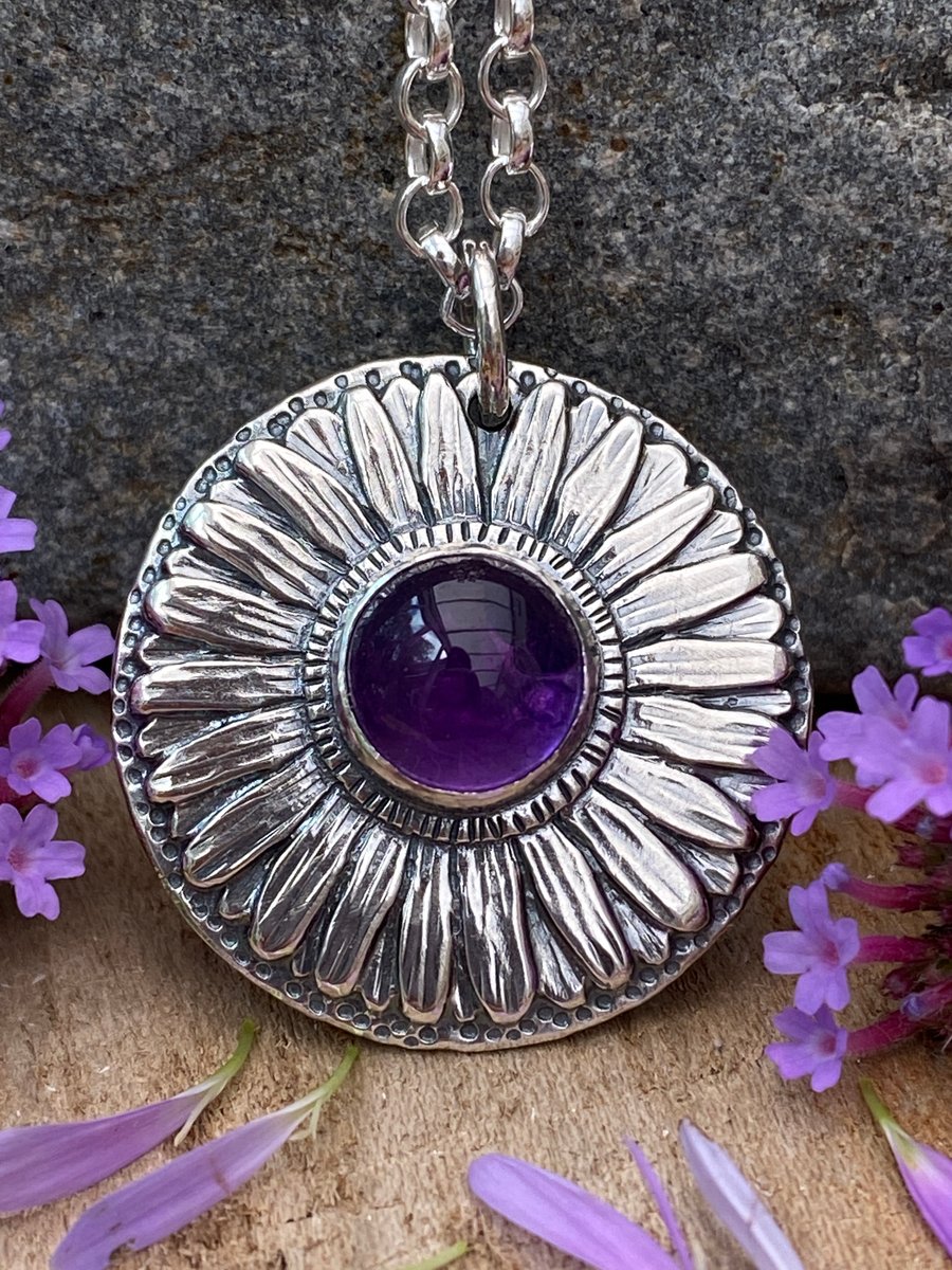 Aster Pendant with Amethyst