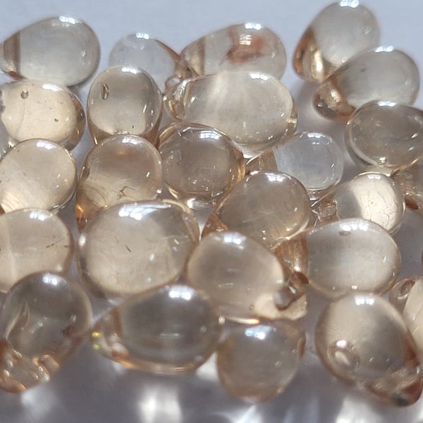 25 Amber Drop Czech Glass Beads