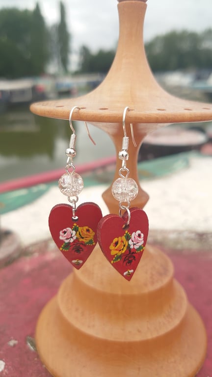 Heart earrings in barge art style 