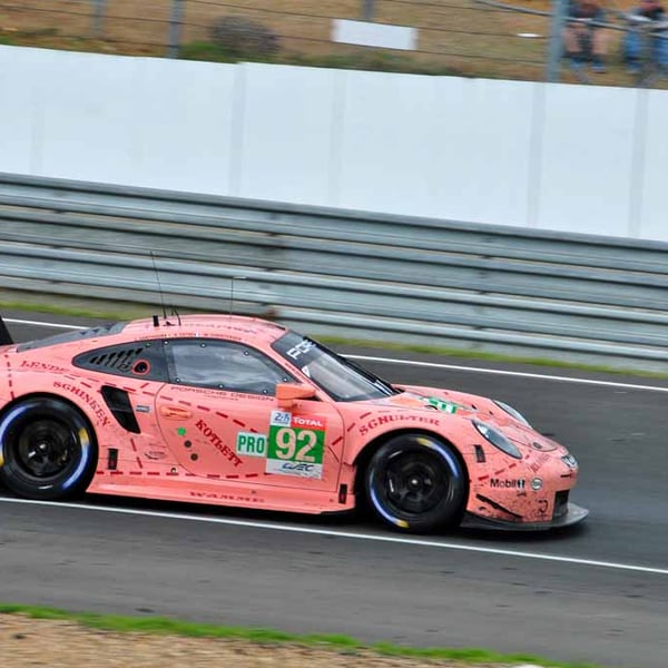 Porsche 911 RSR Pink Pig 24 Hours of Le Mans 2018 18"X12" Print