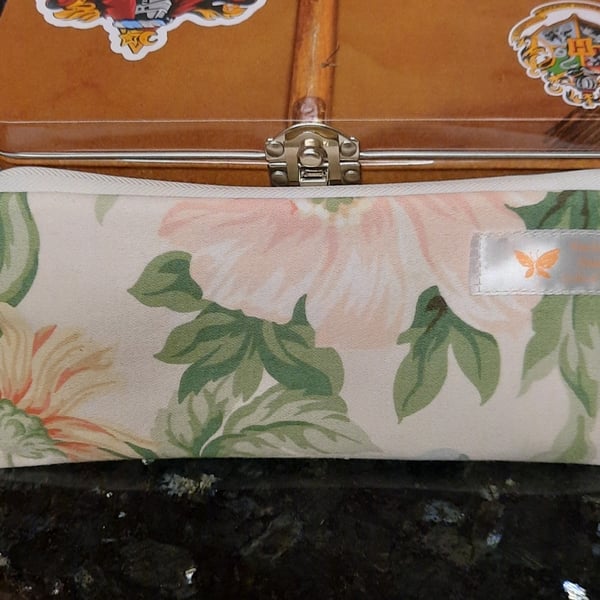 Gorgeous zip pouch, makeup brushes, pencil case