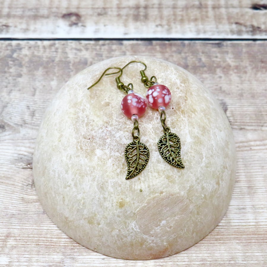Leaf dangle earrings