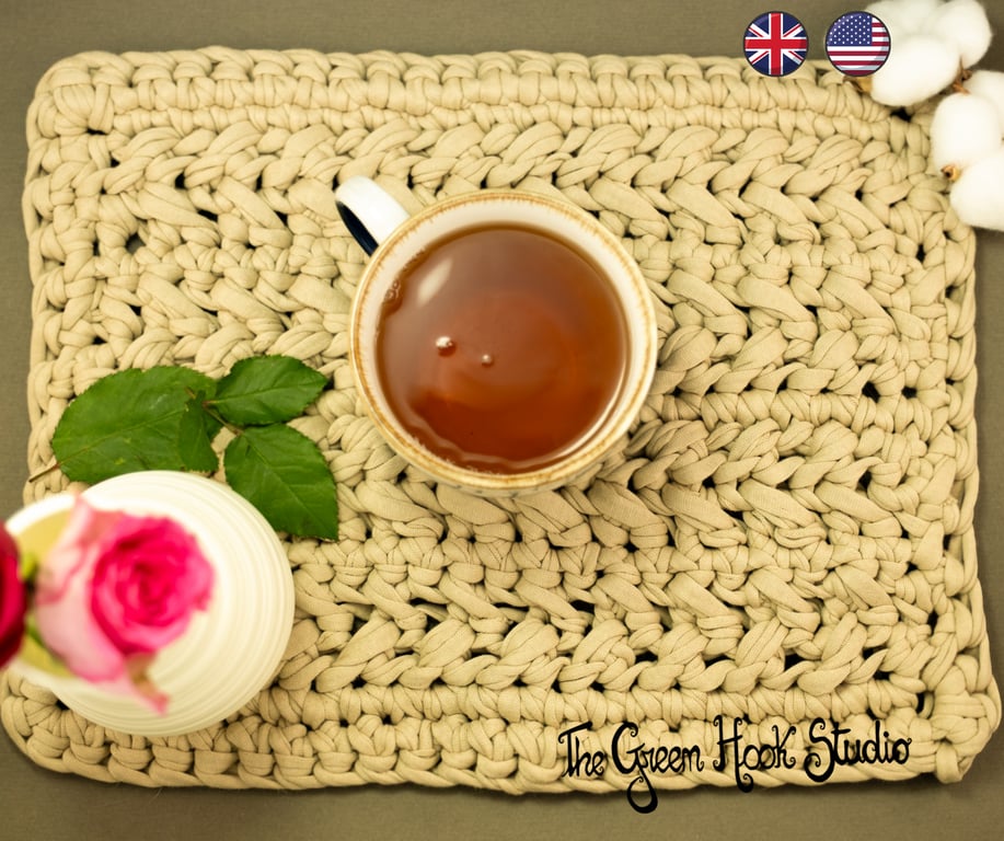Crochet pattern - Velia Placemat, Eco-Friendly PDF Pattern, US & UK Terms