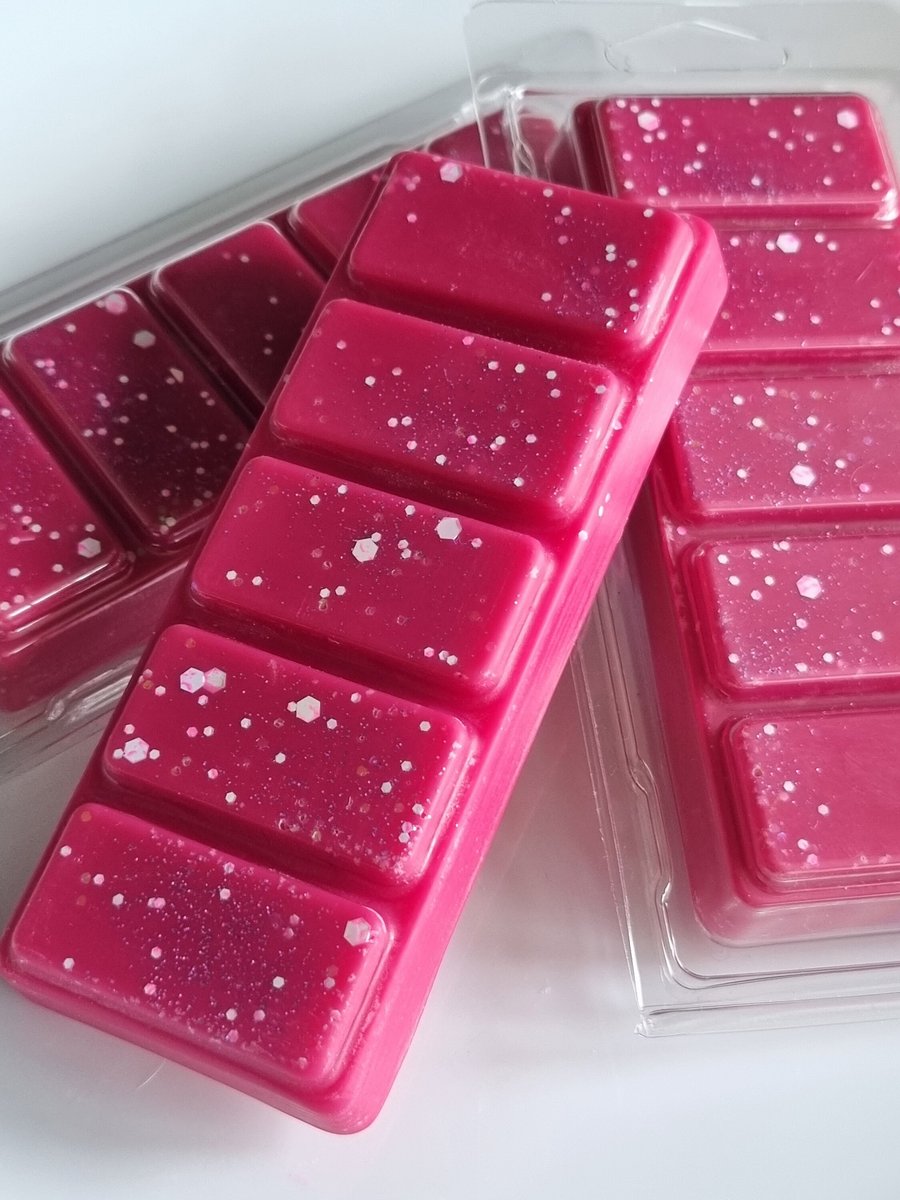 Rosey Wonderland Wax MeltHighly Scented Luxury Soy Wax Melt