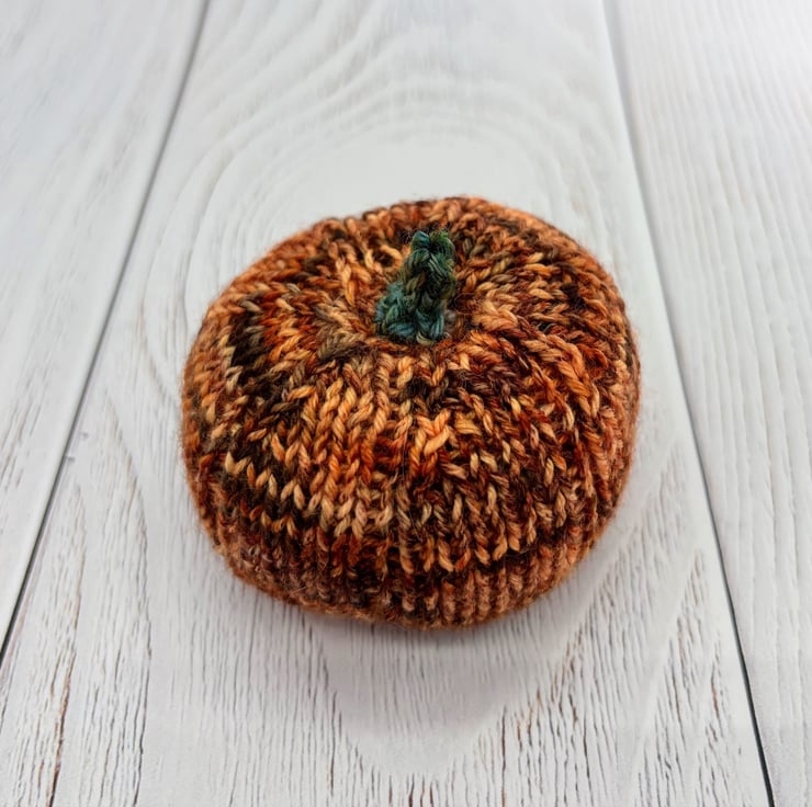 Hand knitted mini pumpkin pin cushion variegate... - Folksy