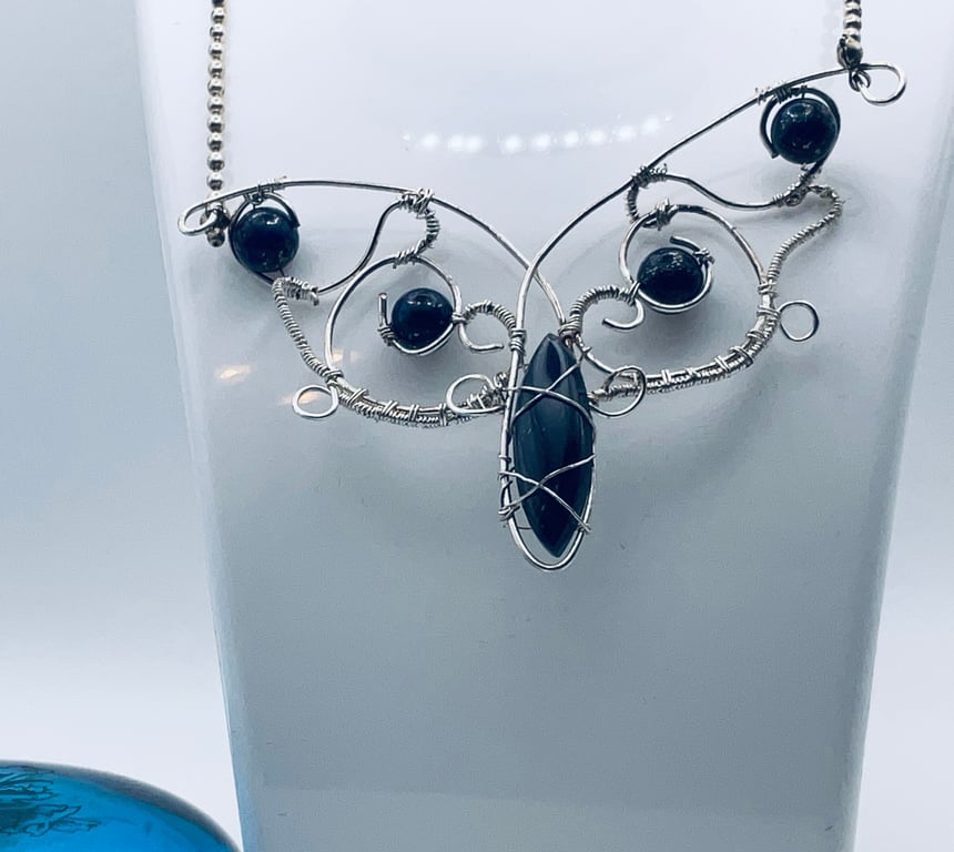 Luscious Laois Lazuli Bib Style Silver Plated Necklace