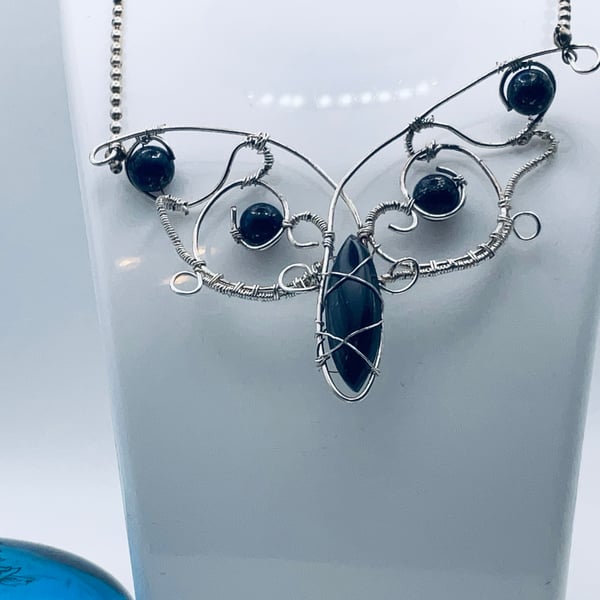 Luscious Laois Lazuli Bib Style Silver Plated Necklace