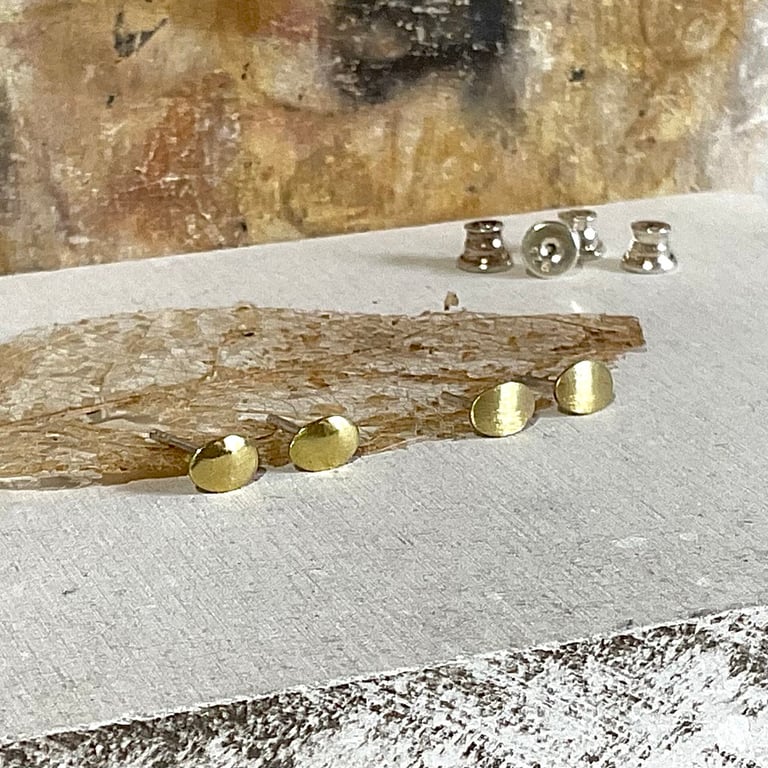 Mini oval brass studs 
