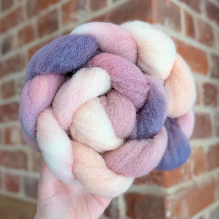Hand Dyed Targhee Top 102g Spinning Fibre - Petal