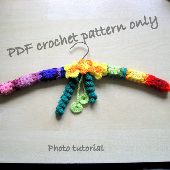 Vintage clothes or coat hanger pattern. Crochet pattern.  