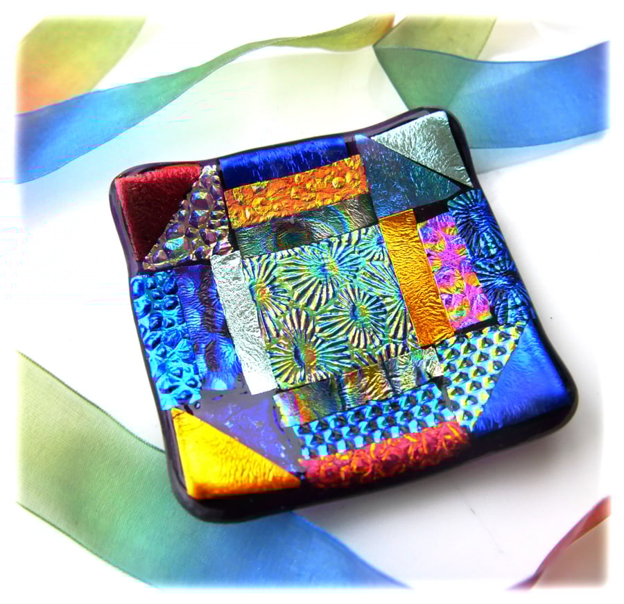 Patchwork Dichroic Treasure Fused Glass Trinket Dish 012 8cm 