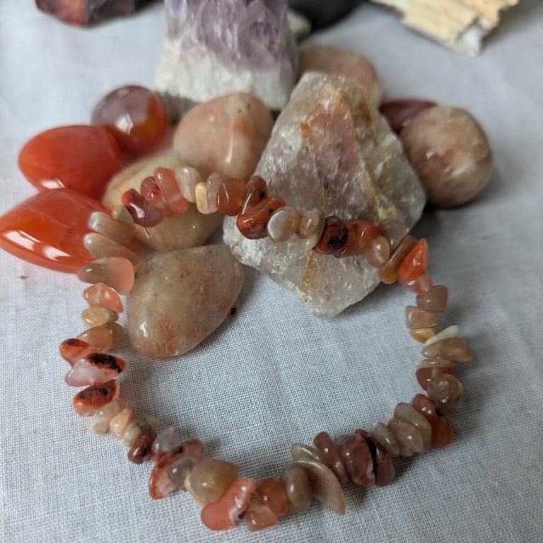 Procrastination reducing carnelian and sunstone bracelet