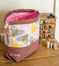 Drawstring project bag featuring stylish bees and sparkles! - Image 6