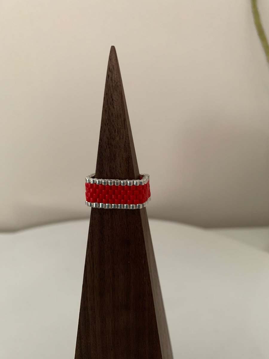 Vibrant and colourful red beaded ring