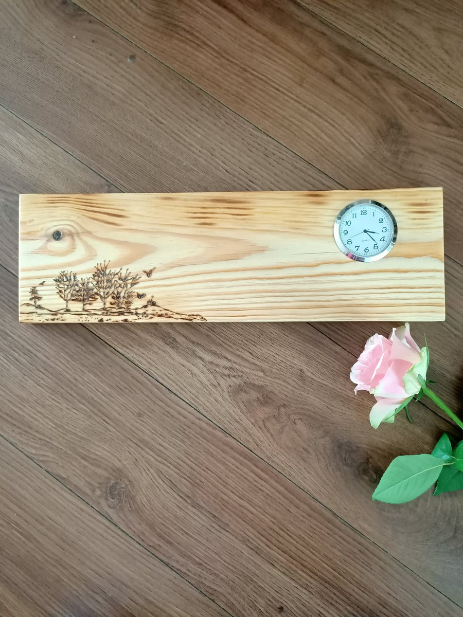 Reclaimed pallet wood pyrography wall clock