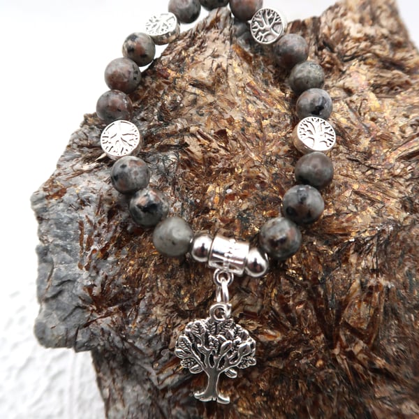 Yooperite Tree of Life Stretch Bracelet. Free p&p in UK.