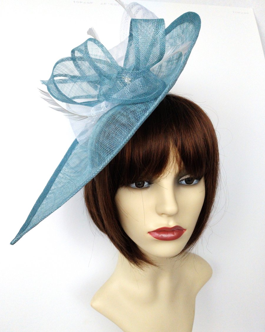 Delilah Hatinator in blue