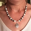 Necklace in Mother of Pearl & Zebra Agate