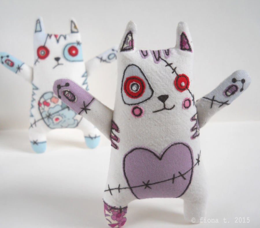 embroidered zombie kitten - violet