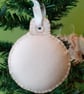 Round Linen Bauble, Gold and White - Image 3