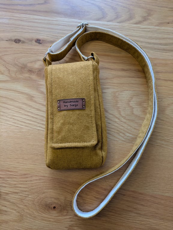 Cross body mobile bag 