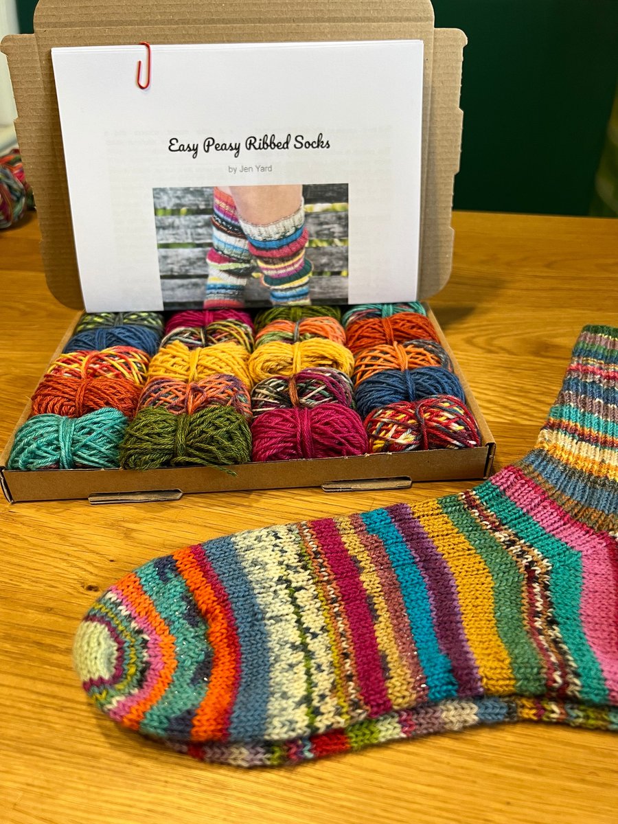 Easy Peasy Ribbed Socks Kit by Jen Yard every.thing.shapes.us