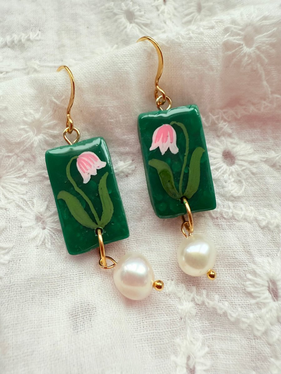 Emerald Green Pink Tulip Pearl Drop Earrings, FREE DELIVERY