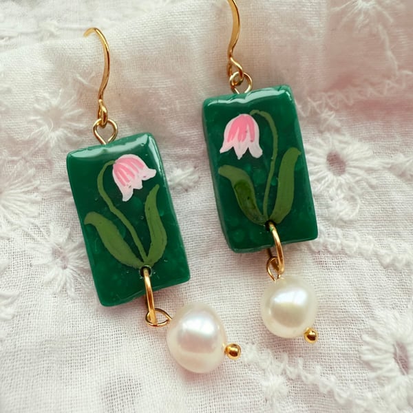 Emerald Green Pink Tulip Pearl Drop Earrings, FREE DELIVERY