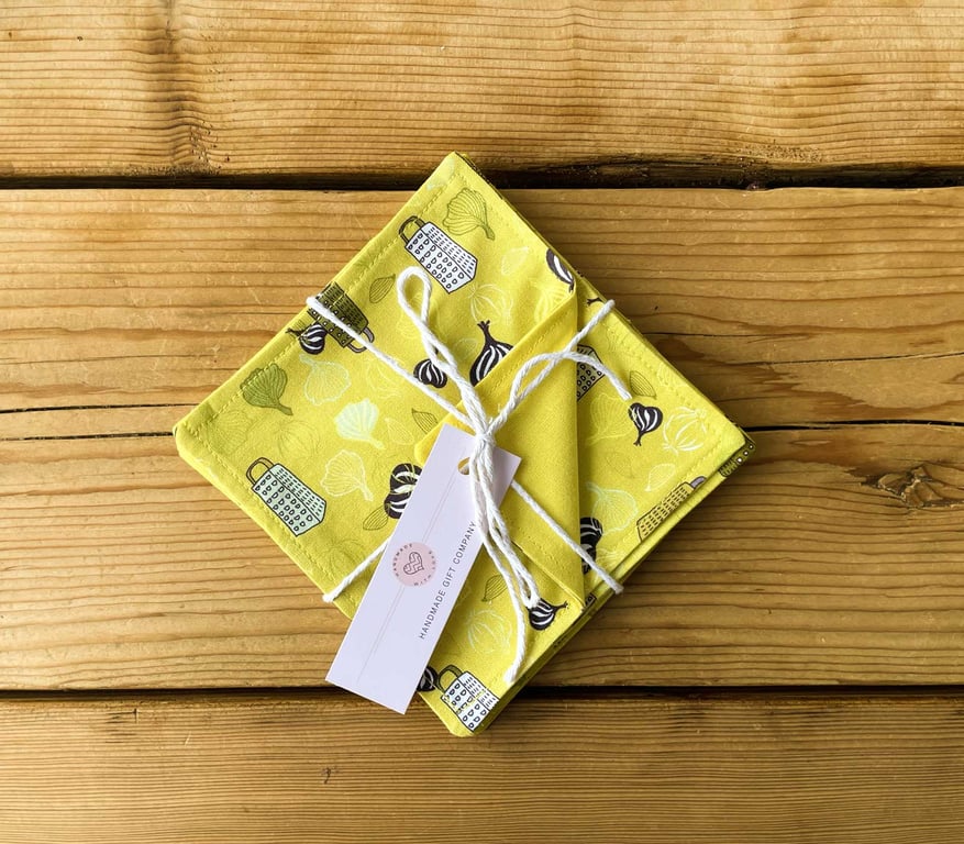 Fabric Coasters, 4 Set, Handmade Coasters, Cotton Coasters. Garlic-COAST-04
