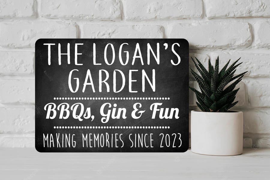 PERSONALISED Family Garden Metal Wall Sign Gift Present BBQ Gin Party
