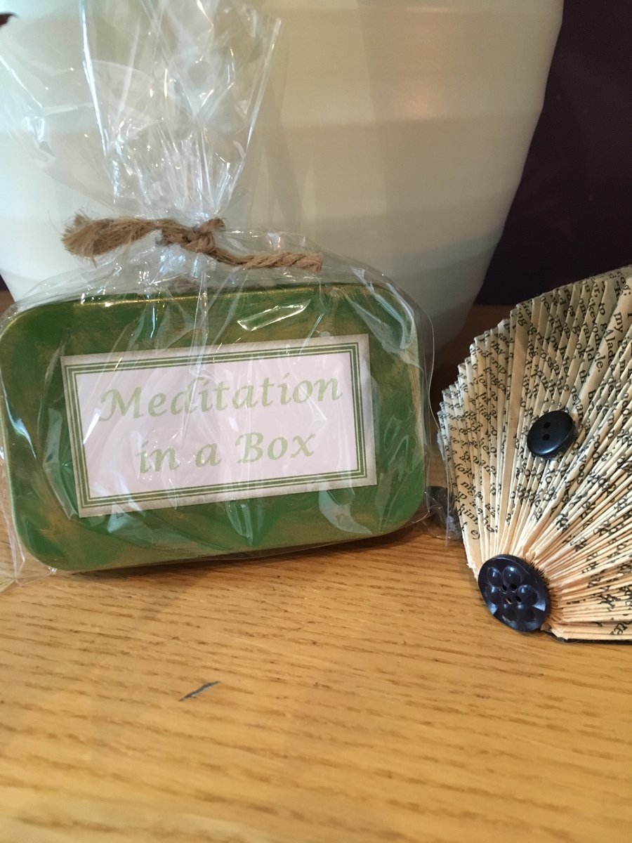 MEDITATION IN A BOX - GREEN