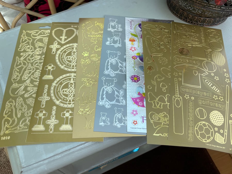 Set of 7 peel off stickers assorted designs.