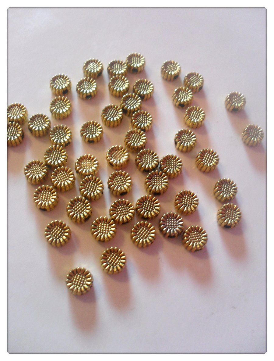 200 x Tibetan Style Spacer Beads - Sunflower - 5.5mm - Gold Plated 