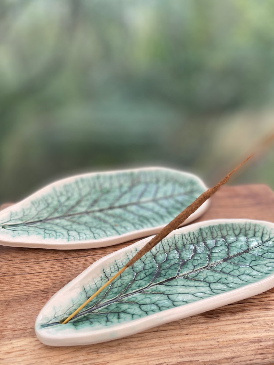 Ceramic Incense Stick Holder - Primrose Leaf