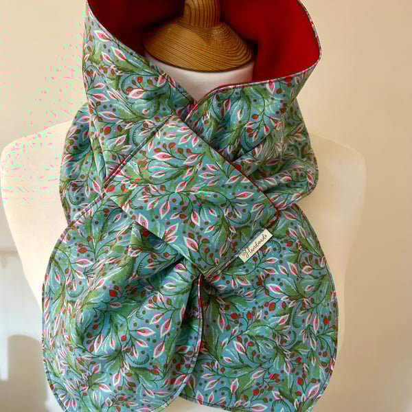 Neck warmer scarf