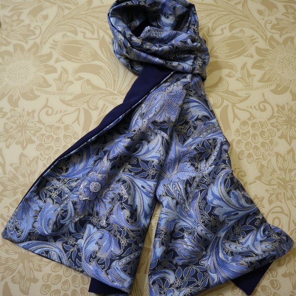 William Morris Scarf Single Stem Blue