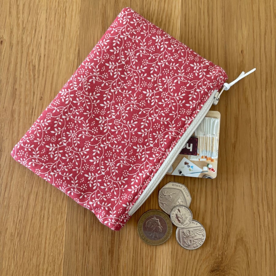 Small zipped fabric coin purse, pouch, in pink and cream floral pattern
