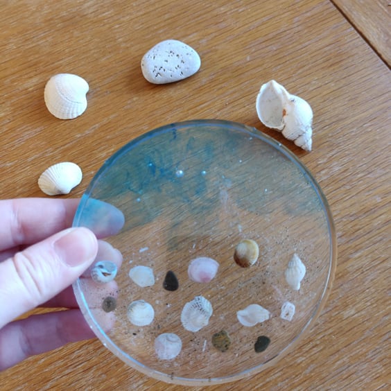 Seashell Resin Coaster for Beach Lovers, Beach House Decor, Ocean Inspired Handm
