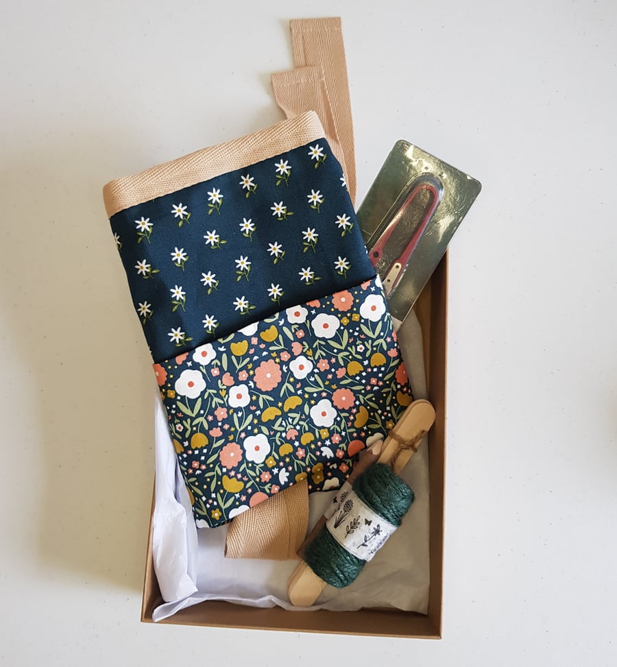 Garden apron gift set: floral on blue