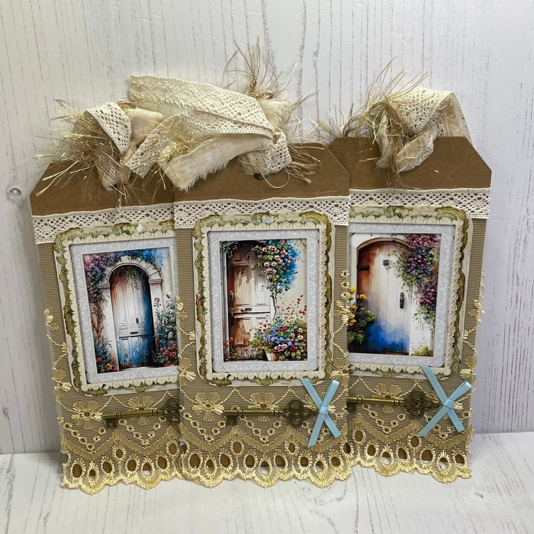 Ephemera - Tags, Journalling 3 lace door tags by Carolee Crafts PB8 - 0002