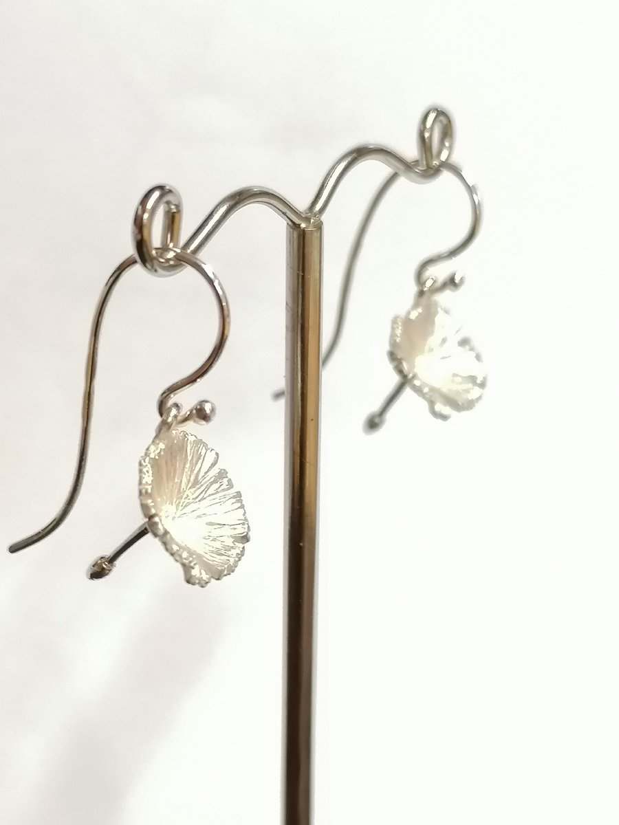 Dandelion seed eardrop made from Silver