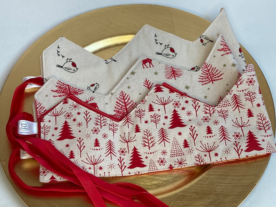 6 Reusable Christmas crowns in Scandi-style prints with velvet ribbon fastenings