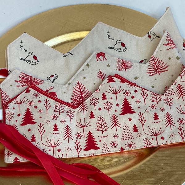 6 Reusable Christmas crowns in Scandi-style prints with velvet ribbon fastenings