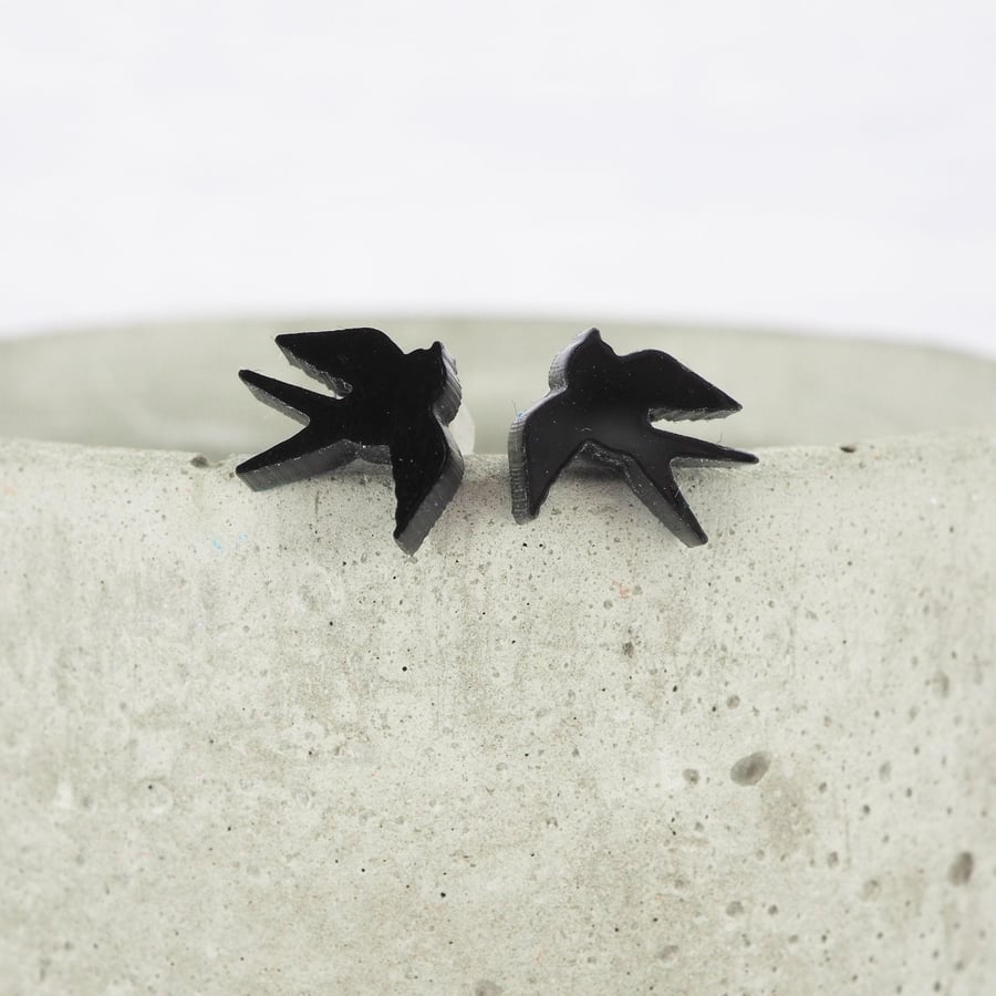 Titanium posts - Mini Black swallow bird stud earrings - Delicate hypoallergenic