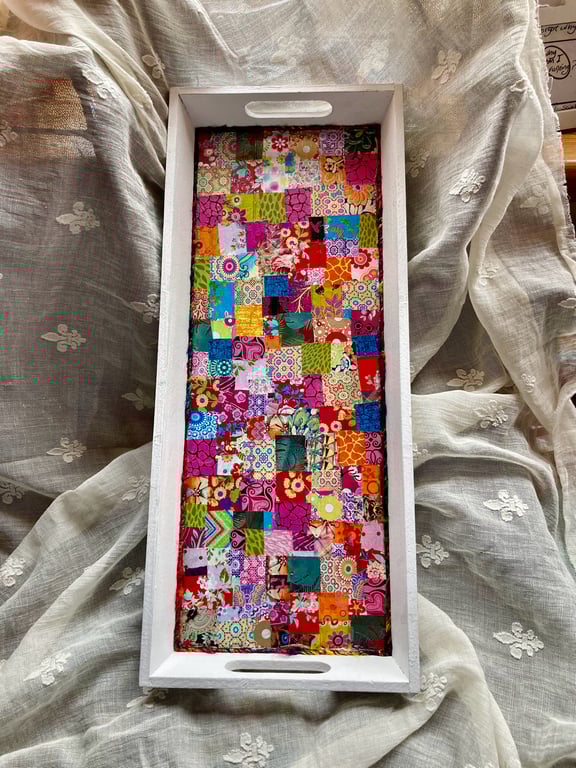 White wooden decopatch tray